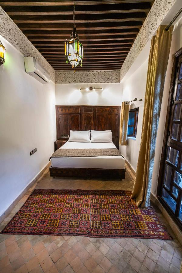 Riad Fes Aicha Екстер'єр фото